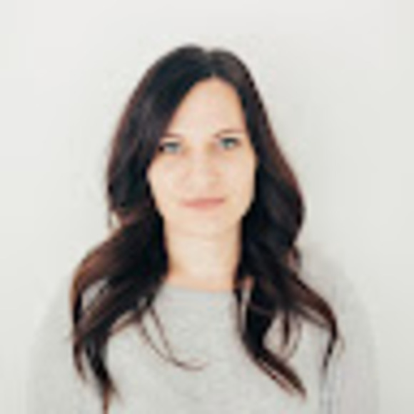 Meet your Posher, Renée - Picture 1 of 1